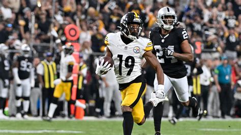 Kenny Pickett passes for 2 touchdowns as Pittsburgh Steelers top Las Vegas Raiders 23-18